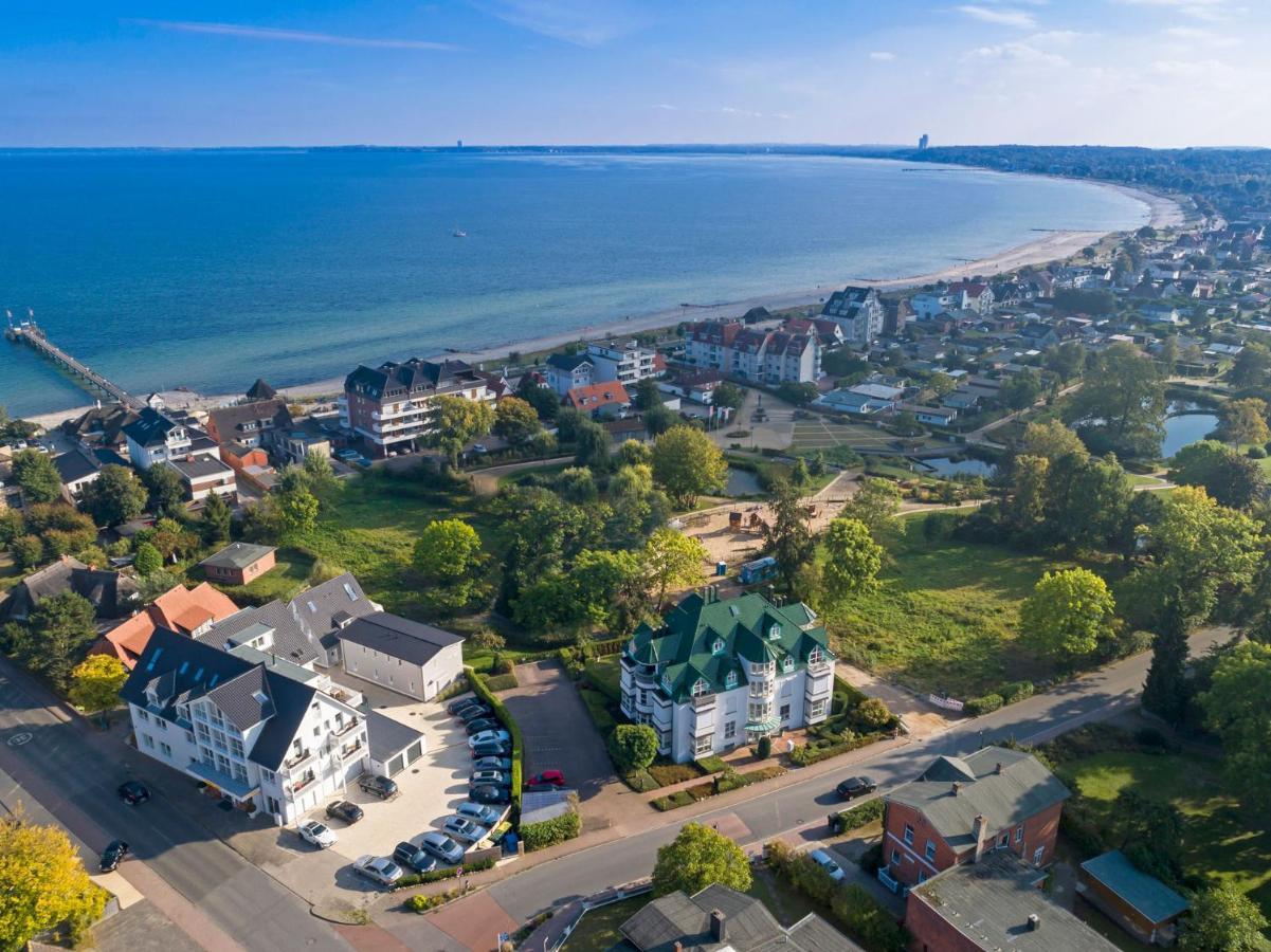 Hotel Meerzeit Scharbeutz Exterior foto